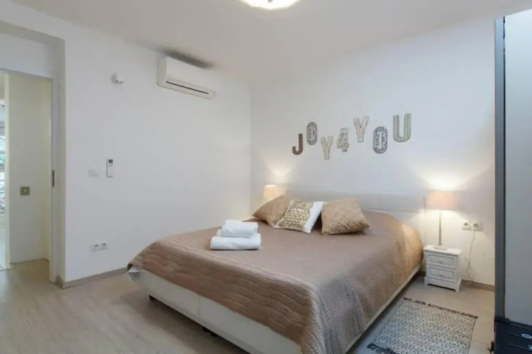 Joy4You Apt near Beach and Center