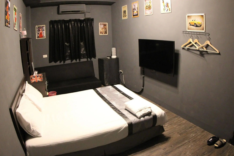 Time House Chain Hualien Train Station Hostel