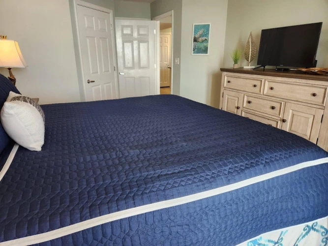Standard Triple room with balcony and beachfront