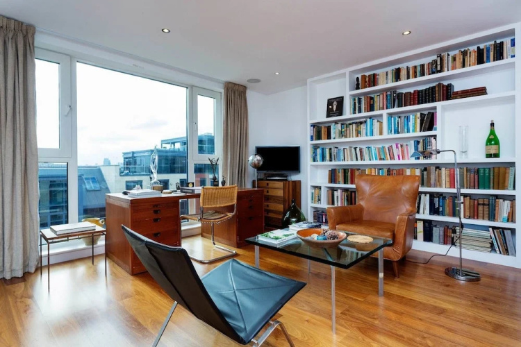 River Apartment