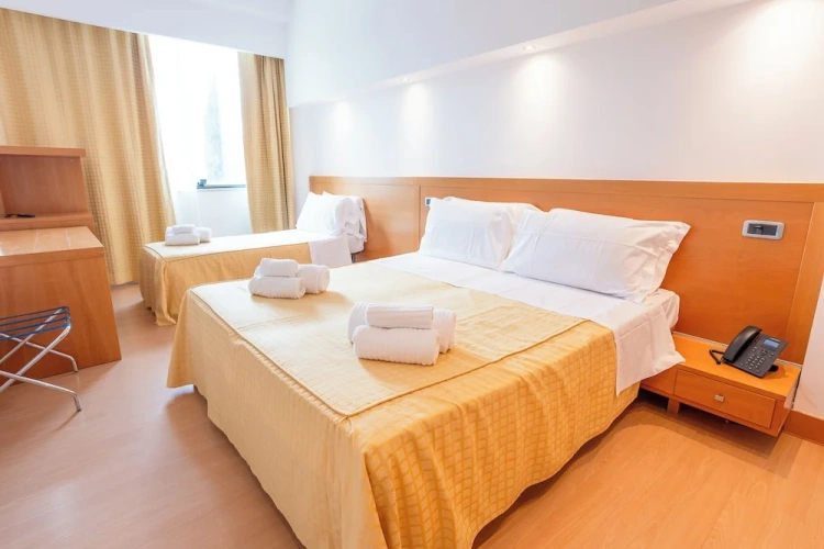Classic Quadruple room