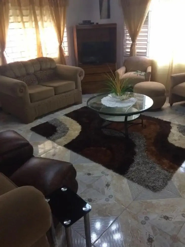Hi Thatcher Villa