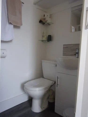 Standard Twin room with harbour view