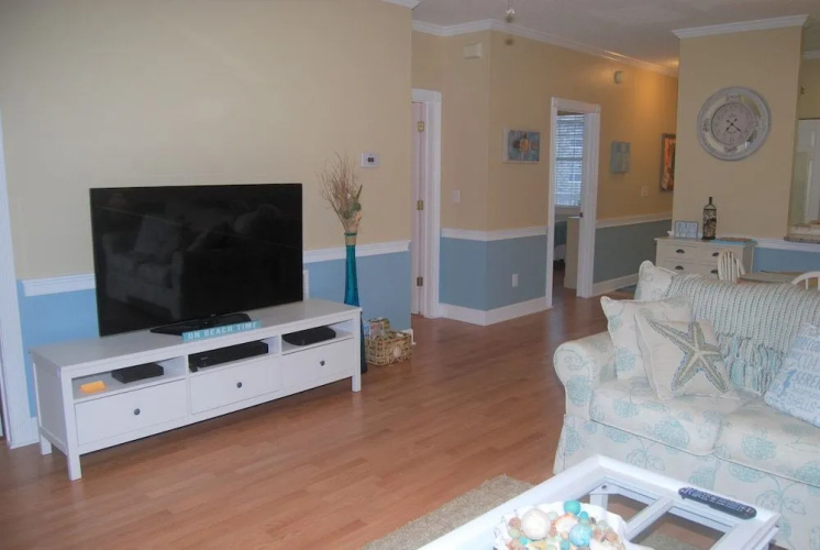 4673 Wild Iris Dr 203 2 Bedroom Condo by Redawning
