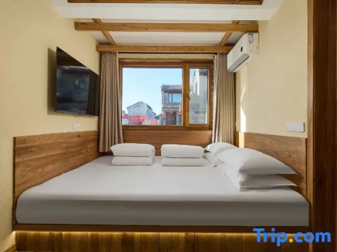 2 Bedrooms Standard room with courtyard view
