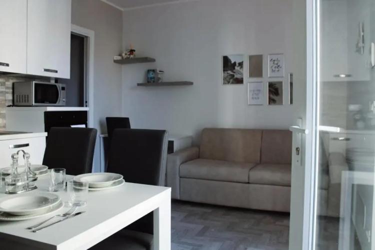 GF Holiday Suite 2