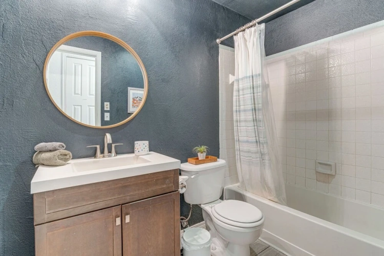 3 Bedrooms Cottage