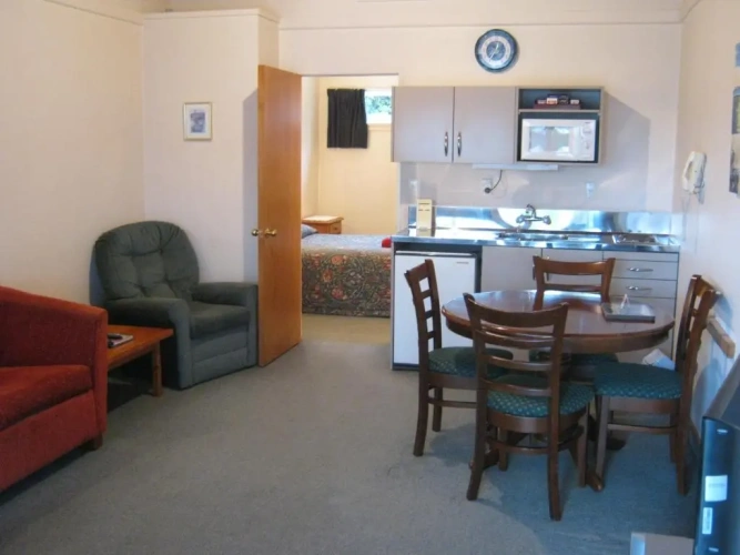 1 Bedroom Basement Apartment