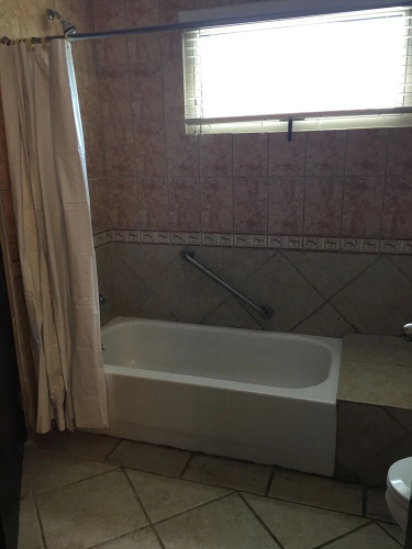 Sea Breeze Hotel