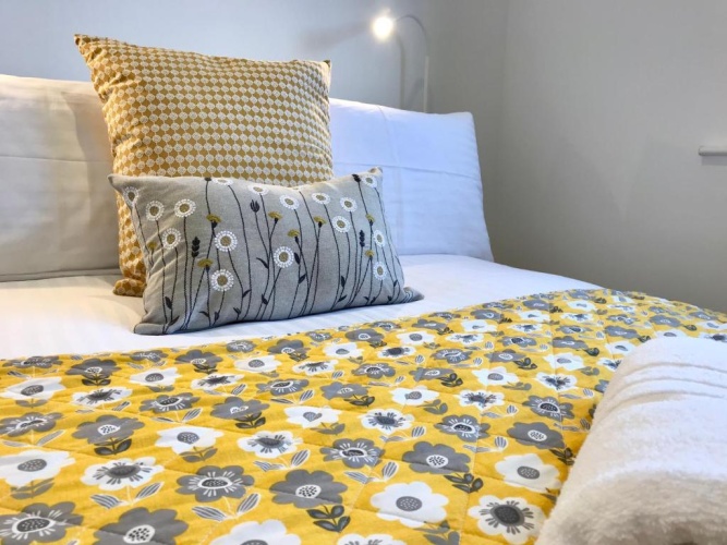 3 Bedrooms Cottage
