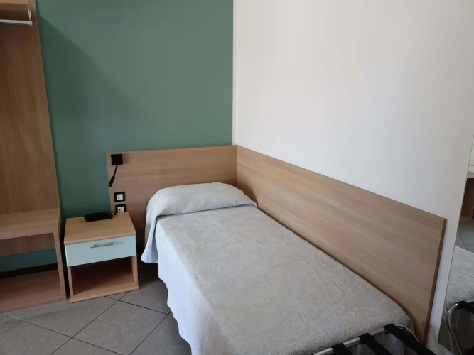 Standard Twin room with balcony