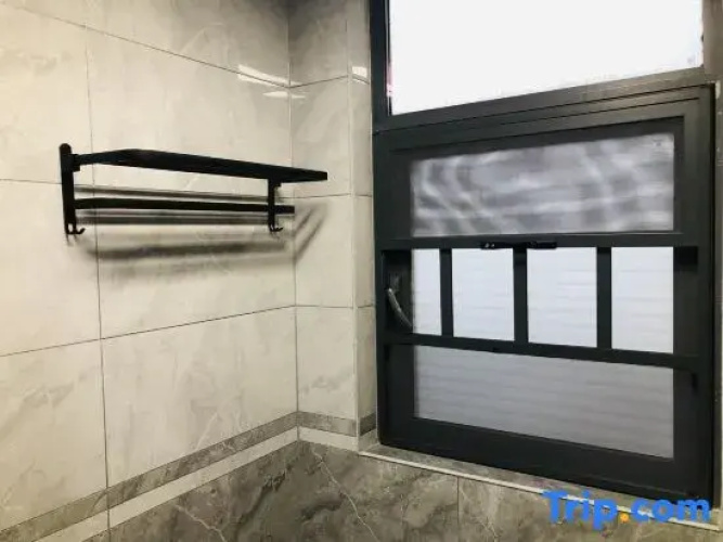 Yueyang Tower Qiyue Homestay