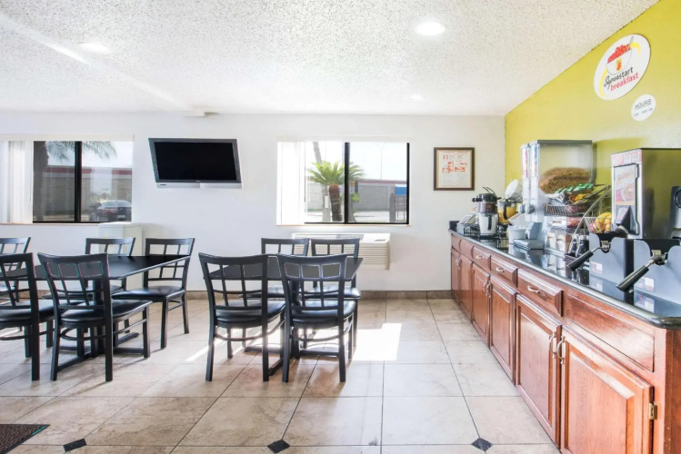 Super 8 Harlingen Tx