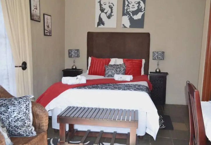Ikhanda Guesthouse