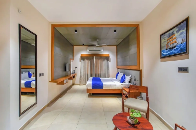 Economy Single room with city view