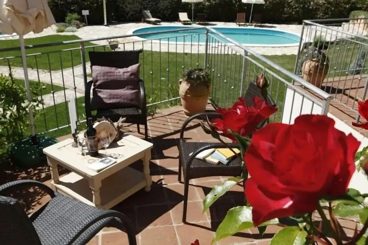 2 Bedrooms Deluxe Apartment