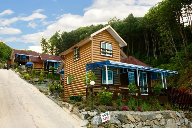 Gapyung Eliecel Spa Pension