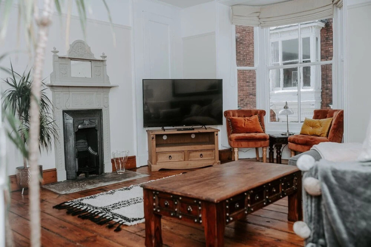 The Bailgate House