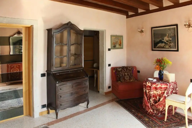 San Simeon Apartments