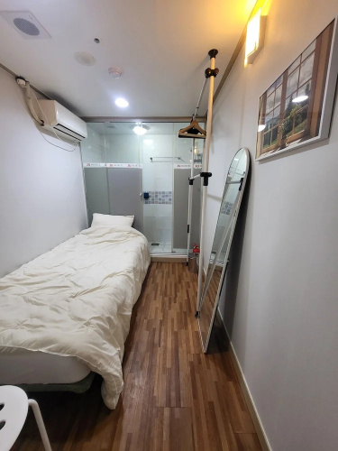 2U Hostel & Guest House