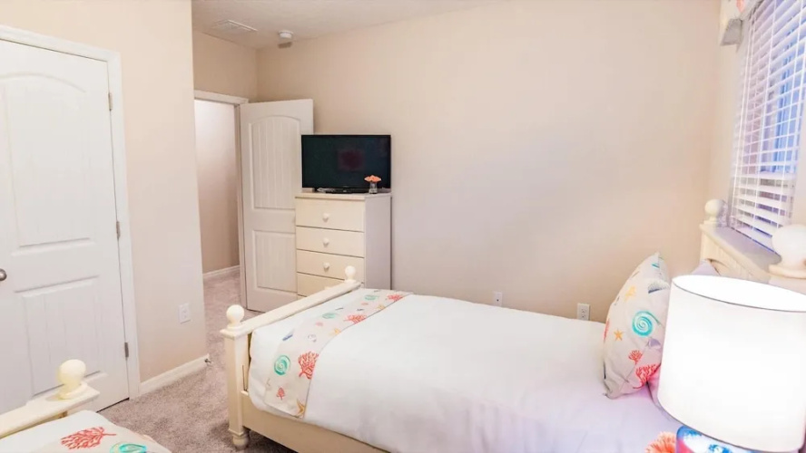 4758 Terrasonesta Drive - FS
