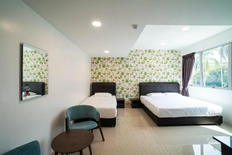 Triple Family Suite