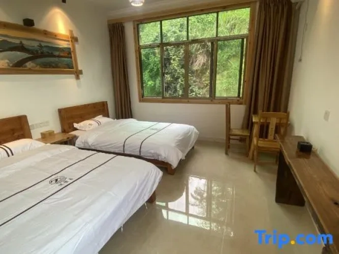 Standard Twin Family room