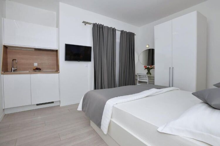 Villa DalmatiaOver view