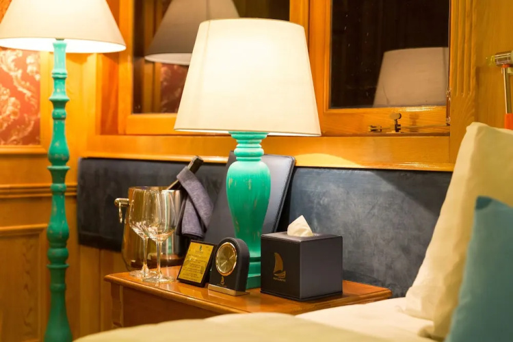 Maya Halong Cruises