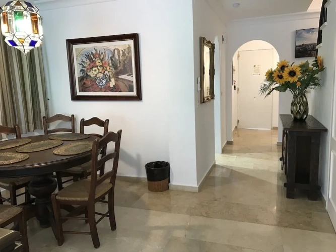 2 Bedrooms Cottage