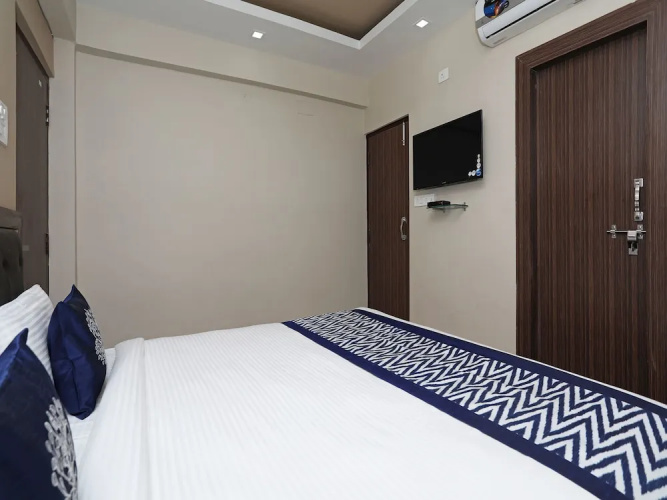 OYO 9665 Residency Inn
