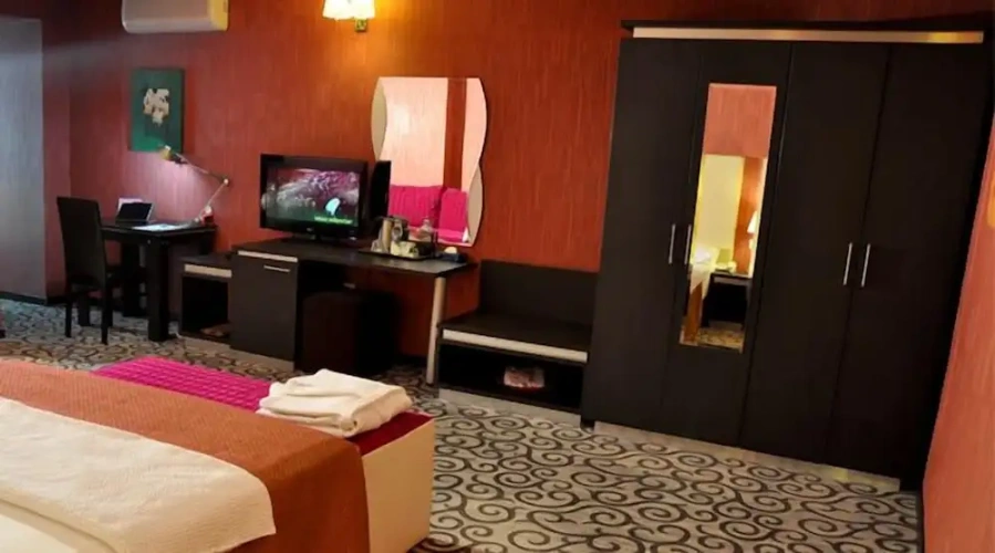 Single Suite
