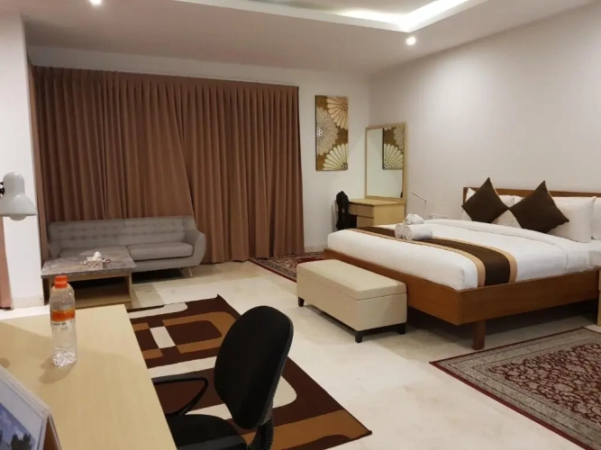2 Bedrooms Villa