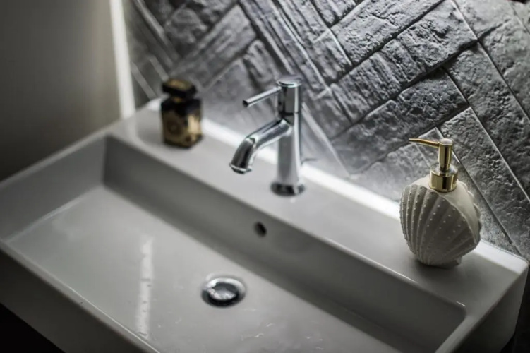 Comfortable Studio Apartment in Old Town by Hostlovers