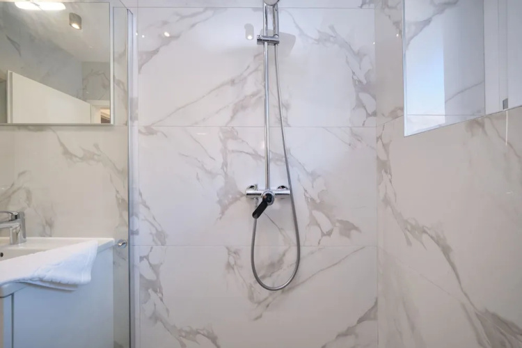 LaMer Luxury Suite by Litto