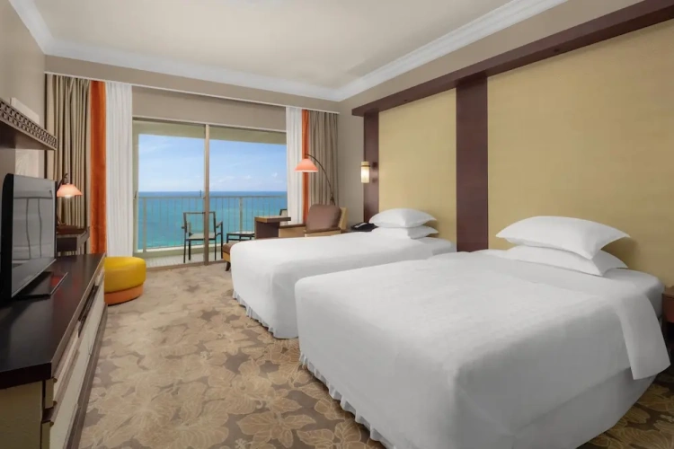 Standard room with balcony and with ocean view