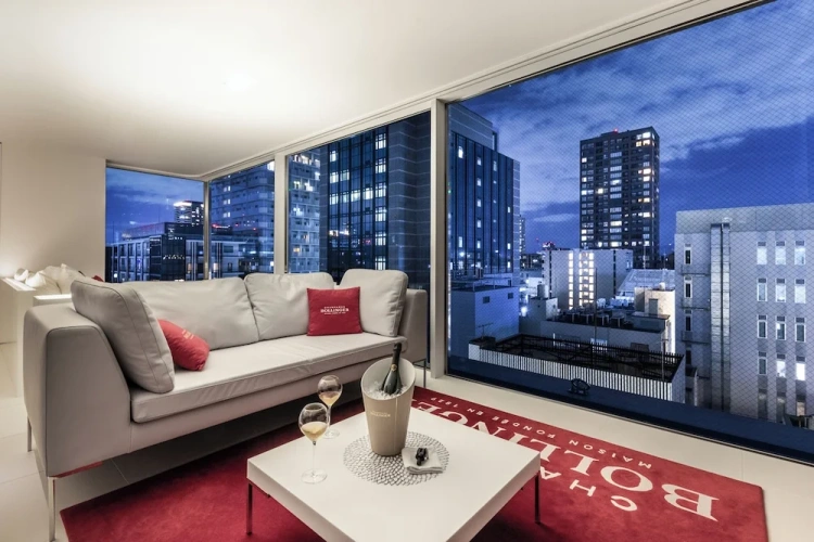 Standard Double room with city view