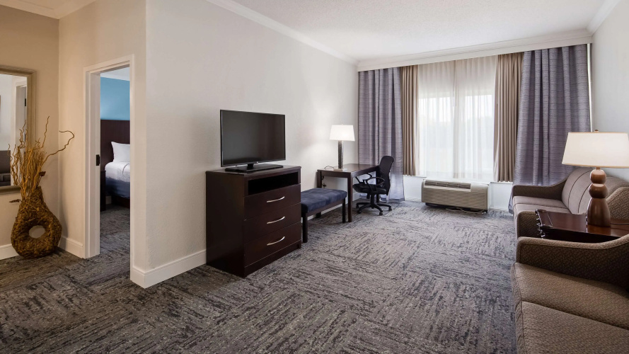 Best Western Plus Ambassador Suites Venice