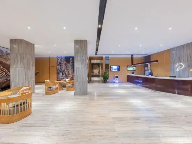 in Hotel (Xiangyang Erqi Store)