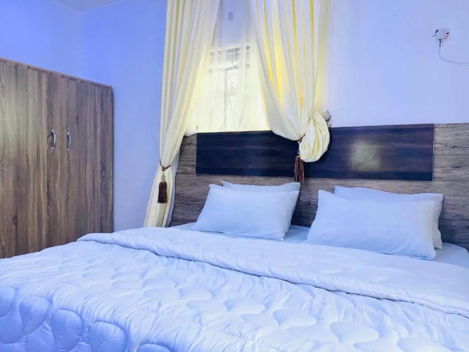 Modern One Room & Parlor Serviced Apartment