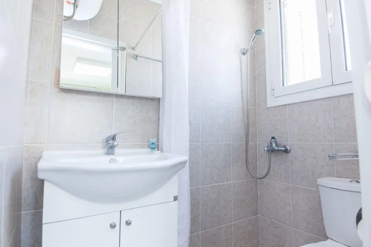 Retire with Outstanding Lycabettus View