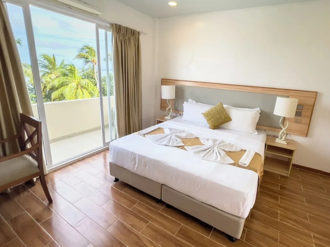 Deluxe Double room with balcony and with sea view