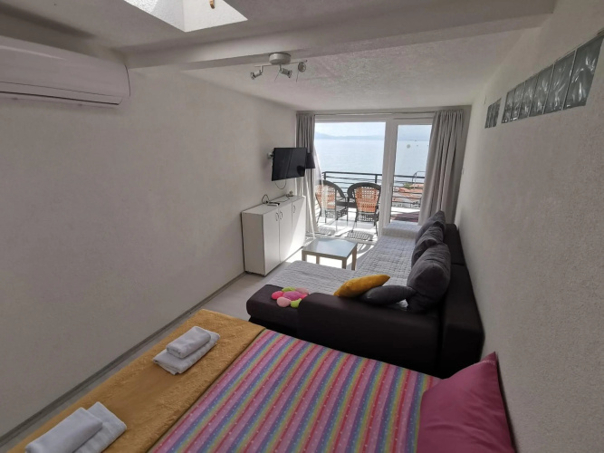 Apartment Ain Naum