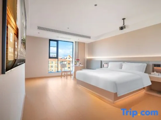 Suite with view