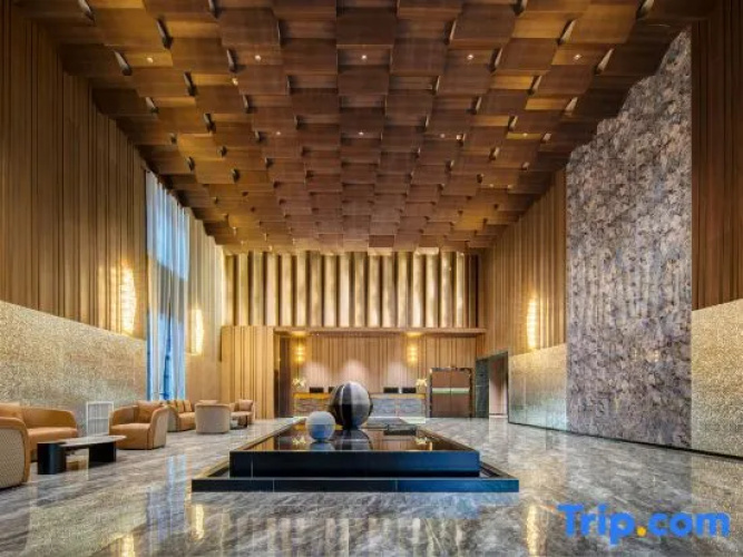 M Hotel