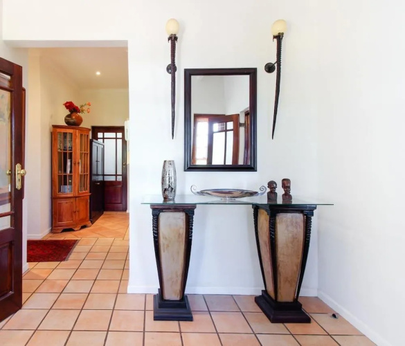 Cape Village Lodge