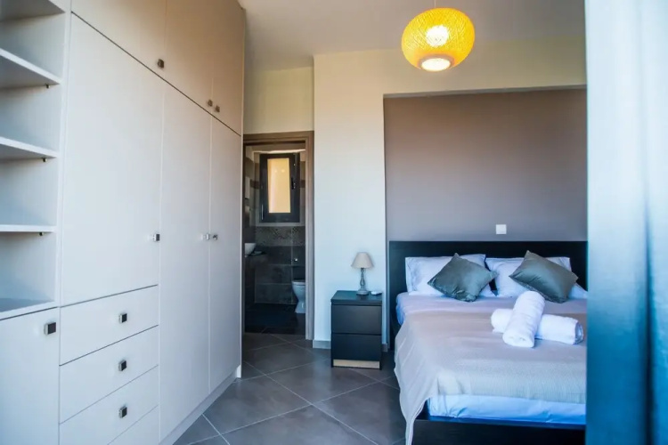 Onar Zin Seabliss - Penelope Poolside Getaway