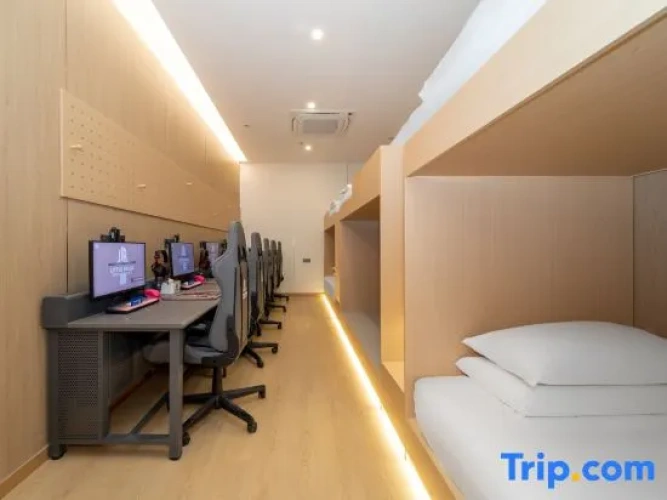 Standard Quintuple room