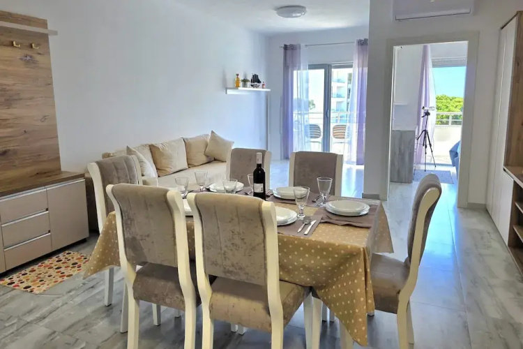 Holiday Apartment in Golem 070