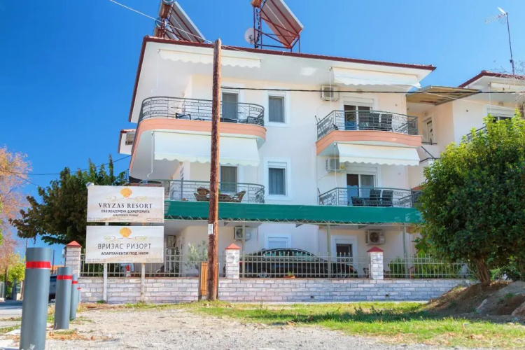 Vryzas Resort